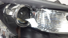 Load image into Gallery viewer, Frontscheinwerfer Honda Crv Cr-V I CRVR-KUD1 Xenon Rechts Scheinwerfer Headlight SCH8957707284bh