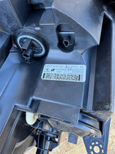 Load image into Gallery viewer, Frontscheinwerfer Renault Express 260103369R Rechts Scheinwerfer Headlight SCH5277708061sq