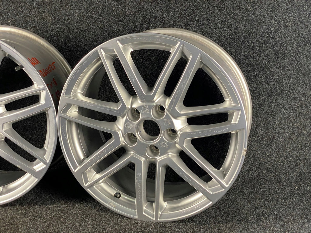 1x Alufelge 18 Zoll 8.5" 5x112 50ET Glanz Silber 8S0601025M Audi Tt Rim Wheel