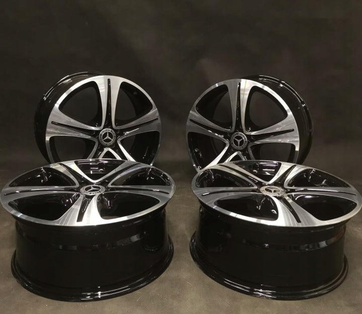 4x Alufelge 18 Zoll 8.0" 5x112 43ET Glanz Silber A2134011400 Mercedes-Benz W213 FEL3789708026et