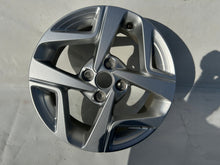 Load image into Gallery viewer, 1x Alufelge 15 Zoll 6.0" 4x100 48ET Glanz 52910-K7100 Hyundai I10 Iii Rim Wheel FEL6441635528li