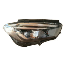 Laden Sie das Bild in den Galerie-Viewer, Frontscheinwerfer Mercedes-Benz W247 A2479062603 LED Rechts Headlight