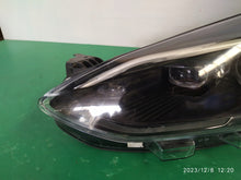 Laden Sie das Bild in den Galerie-Viewer, Frontscheinwerfer Ford Focus JX7B-13E017-AH Full LED Links Headlight