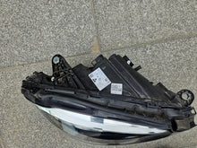 Laden Sie das Bild in den Galerie-Viewer, Frontscheinwerfer BMW W205 A2059062206 LED Rechts Scheinwerfer Headlight SCH8767995176wx