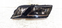 Laden Sie das Bild in den Galerie-Viewer, Frontscheinwerfer Skoda Octavia III 5E1941015D Full LED Links Headlight SCH8862555637dr