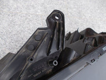 Laden Sie das Bild in den Galerie-Viewer, Frontscheinwerfer Mitsubishi L200 34587612543760 8301D381 LED Rechts oder Links