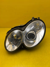 Laden Sie das Bild in den Galerie-Viewer, Frontscheinwerfer Mercedes-Benz Clk Xenon Links Scheinwerfer Headlight SCH9599440227wo