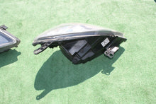 Laden Sie das Bild in den Galerie-Viewer, Frontscheinwerfer Opel Zafira B 24451044LH Links Scheinwerfer Headlight SCH7468020483ps