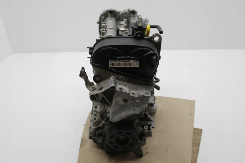 Motor VW Passat B8 CZD 1.4 TSI 150PS 110kW 61TKm 2015 Benzin Engine Unkomplett