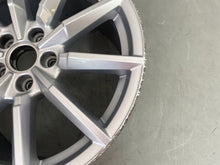 Load image into Gallery viewer, 1x Alufelge 18 Zoll 8.5" 5x112 50ET Glanz Silber 8S0601025C Audi Tt Rim Wheel FEL3654796046le