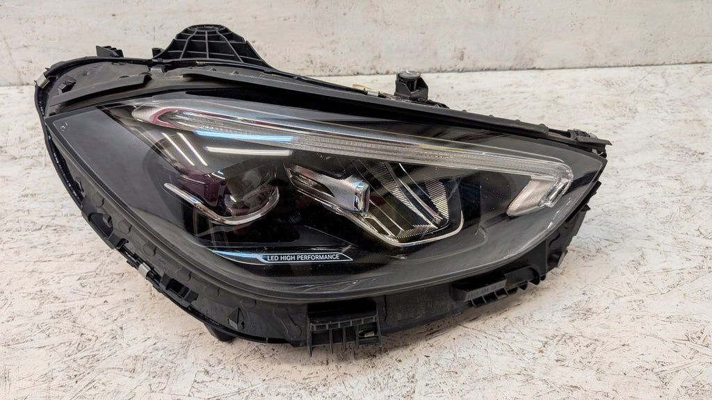 Frontscheinwerfer Mercedes-Benz W206 A2069067203 LED Rechts Headlight SCH7504388979qk