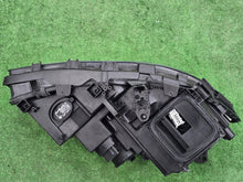 Laden Sie das Bild in den Galerie-Viewer, Frontscheinwerfer Mercedes-Benz Gla A1569062300 Links Scheinwerfer Headlight SCH4234768854zt