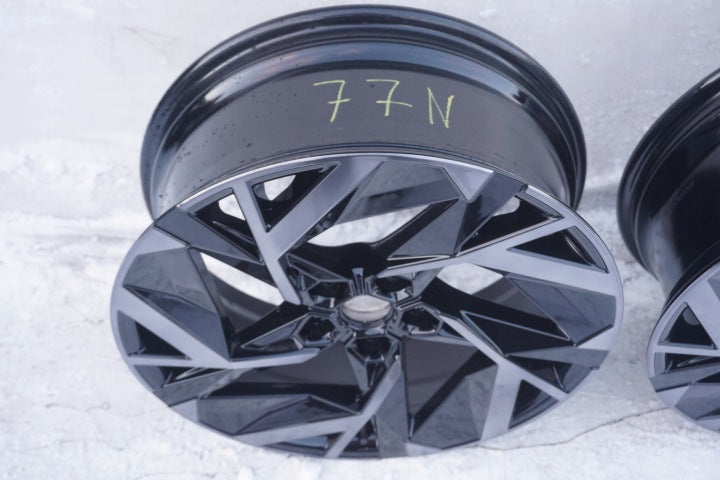 1x Alufelge 19 Zoll 7.5" 5x114.3 35ET Glanz Schwarz 403007989 Alpine II Captur FEL9098724499kg