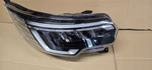 Laden Sie das Bild in den Galerie-Viewer, Frontscheinwerfer Renault Trafic III 260102899R Rechts Scheinwerfer Headlight SCH8926588503hk