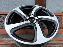 Laden Sie das Bild in den Galerie-Viewer, 1x Alufelge 18 Zoll 8.0" 5x112 43ET Glanz Schwarz A2134013200 Mercedes-Benz W213 FEL6535271906tj