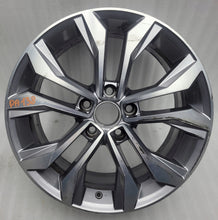 Load image into Gallery viewer, 1x Alufelge 17 Zoll 7.0" 5x112 40ET Glanz Graphit 3G0601025G Mg Tiguan Passat B8 FEL2065306968op