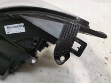 Laden Sie das Bild in den Galerie-Viewer, Frontscheinwerfer Renault Master III 260105567R 3669008040021701303 Rechts SCH7354686165ov