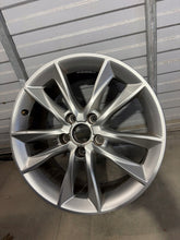 Load image into Gallery viewer, 1x Alufelge 17 Zoll 7.5" 5x112 51ET Glanz 87169090 Audi A3 Rim Wheel FEL3397623695co