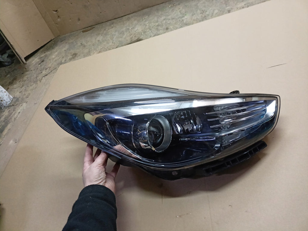 Frontscheinwerfer Hyundai Ix20 92102-1K Rechts Scheinwerfer Headlight