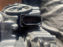 Laden Sie das Bild in den Galerie-Viewer, Frontscheinwerfer Mercedes-Benz W177 A1779062505 Links Scheinwerfer Headlight SCH9388613009wo