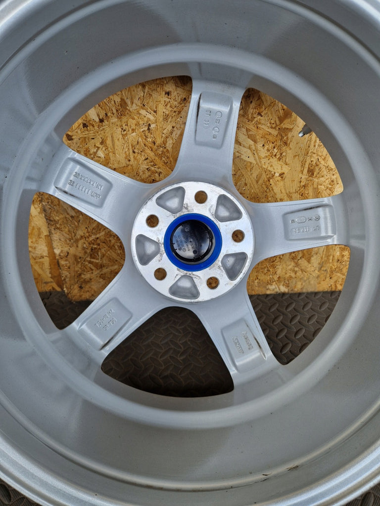 4x Alufelge 18 Zoll 7.5" 5x112 39ET Glanz Silber 52176 VW I Rim Wheel FEL1506238839ya