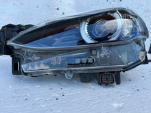 Laden Sie das Bild in den Galerie-Viewer, Frontscheinwerfer Mazda 2 Dj Full LED Links Scheinwerfer Headlight SCH7371417078xz