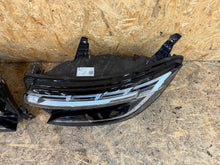 Laden Sie das Bild in den Galerie-Viewer, Frontscheinwerfer Renault 260606796R 260100650R Full LED Ein Satz Headlight SCH8709250311ie