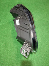 Laden Sie das Bild in den Galerie-Viewer, Frontscheinwerfer Peugeot Partner Rifter 9816827280 Links Scheinwerfer Headlight SCH7902849168xt