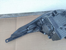 Laden Sie das Bild in den Galerie-Viewer, Frontscheinwerfer Kia Ceed 92102-12220 Rechts Scheinwerfer Headlight SCH4991773440rv