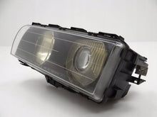 Laden Sie das Bild in den Galerie-Viewer, Frontscheinwerfer BMW E38 0301043271 Xenon Links Scheinwerfer Headlight SCH4726848168zt