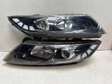 Laden Sie das Bild in den Galerie-Viewer, Frontscheinwerfer Kia Optima 921012T301 L009T1602 Ein Satz Headlight SCH5342076440mr