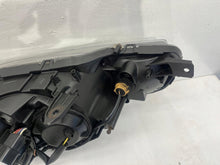 Laden Sie das Bild in den Galerie-Viewer, Frontscheinwerfer Mitsubishi Lancer VIII Links Scheinwerfer Headlight
