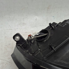 Load image into Gallery viewer, Frontscheinwerfer VW Caddy 2K1941031B Links Scheinwerfer Headlight SCH9823184165ah