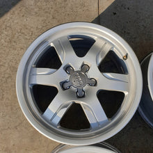 Laden Sie das Bild in den Galerie-Viewer, 4x Alufelge 17 Zoll 7.0" 5x112 28ET Glanz Silber 80A601025 Audi Rim Wheel FEL5236282460vf