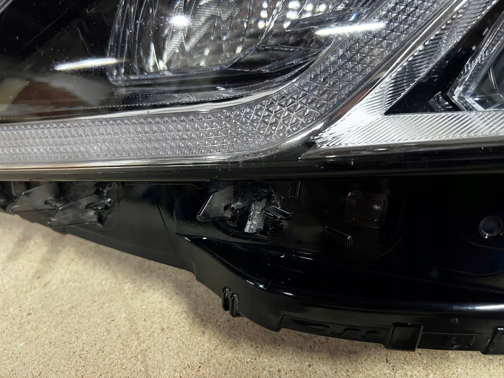 Frontscheinwerfer Toyota Camry 81150-33C70 A1V142-000081150-33C70 LED Links