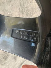 Load image into Gallery viewer, 1x Alufelge 19 Zoll 7.5&quot; 5x112 49ET 5FA601025F Cupra Leon Rim Wheel