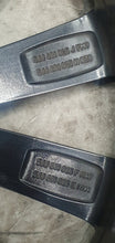 Load image into Gallery viewer, 1x Alufelge 17 Zoll 7.0" 5x100 46ET Glanz Schwarz 5JJ601025F Skoda Fabia I FEL2282258488zd