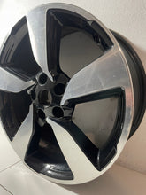 Load image into Gallery viewer, 1x Alufelge 18 Zoll 7.0" 5x114.3 40ET Glanz Schwarz N64801 Nissan Qashqai I FEL3176265526hr