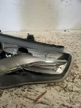 Load image into Gallery viewer, Frontscheinwerfer Audi A1 8X0941004N 8X0941003N Xenon Rechts Headlight SCH3790210673xd