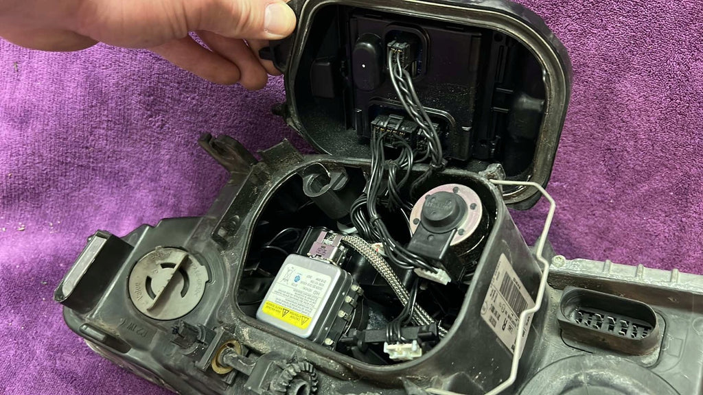 Frontscheinwerfer Seat Exeo 2R1941754E 89320185 Xenon Rechts Headlight