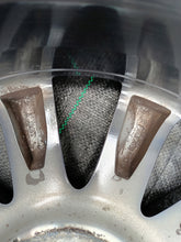 Load image into Gallery viewer, 1x Alufelge 18 Zoll 7.0" 5x114.3 50ET Glanz Graphit 9965417080 Mazda Cx-3 Mg FEL3916902468jh