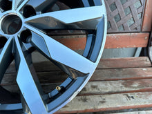 Laden Sie das Bild in den Galerie-Viewer, 1x Alufelge 18 Zoll 8.0&quot; 5x112 40ET 8W0601025FJ Audi A4 Rim Wheel
