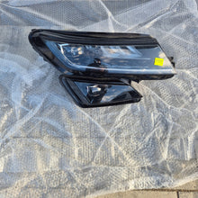 Load image into Gallery viewer, Frontscheinwerfer Skoda Kodiaq 566941016H 7P5941591AJ Rechts Headlight SCH8332030859bm