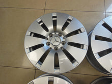 Laden Sie das Bild in den Galerie-Viewer, 4x Alufelge 16 Zoll 6.5" 5x112 38ET Glanz Silber A2054010100 Mercedes-Benz FEL3581782999jd