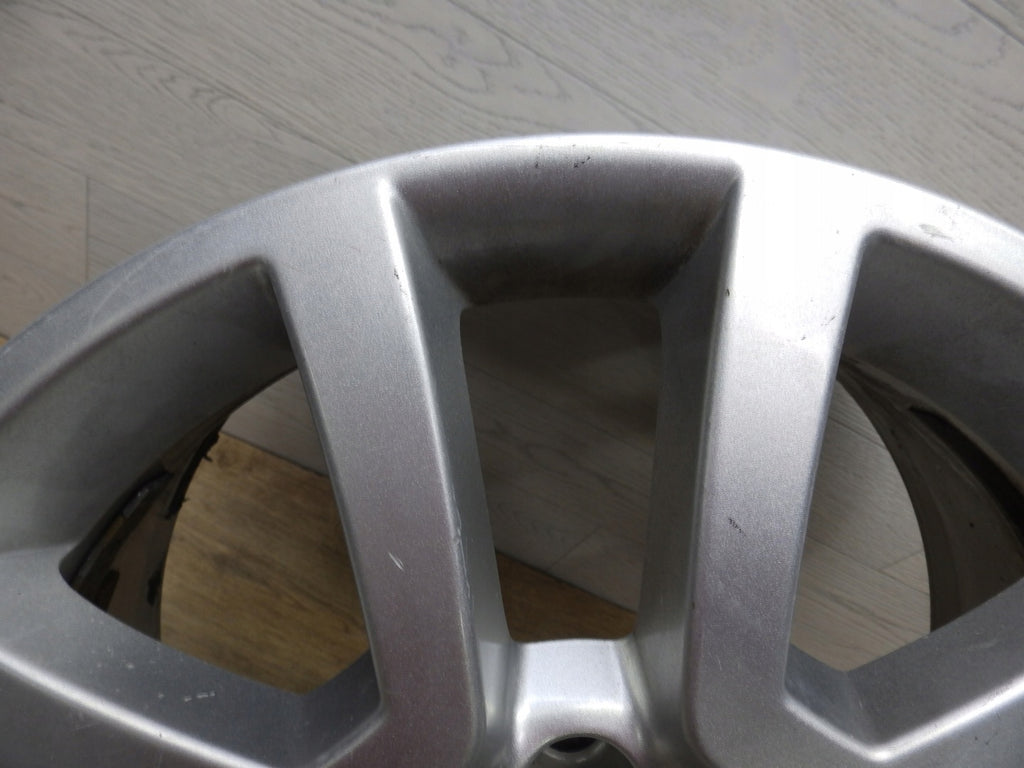 1x Alufelge 17 Zoll 7.0" 5x112 45ET Glanz Silber 5L0601025H Skoda Yeti Rim Wheel