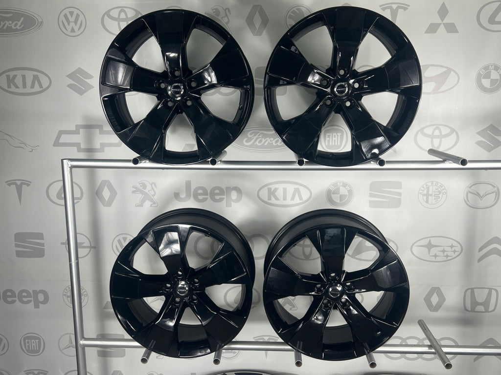 4x Alufelge 18 Zoll 7.5" 5x108 50 5ET Glanz Silber 31471553 Volvo Xc60 I FEL5513497242uo