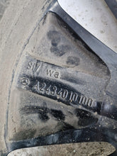 Load image into Gallery viewer, 1x Alufelge 18 Zoll 7.5&quot; 5x112 53,5ET A2434010100 Mercedes-Benz Eqa Eqb