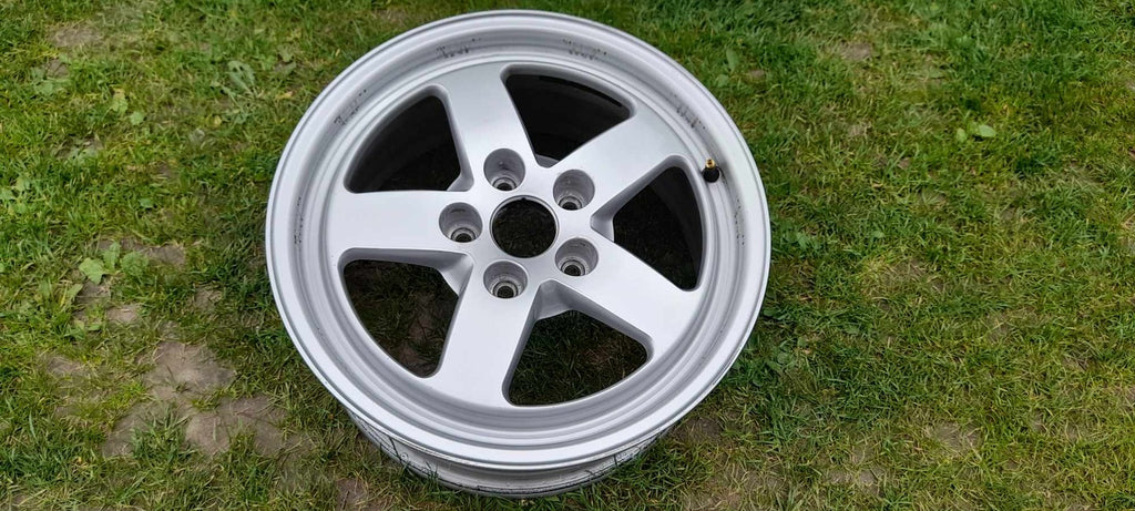 1x Alufelge 16 Zoll 7.0" 5x112 8W0601025 Audi Rim Wheel