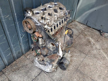 Laden Sie das Bild in den Galerie-Viewer, Motor Toyota Avensis T250 2.0 140TKm 2003 Diesel Engine Unkomplett MOT8730503133ez