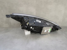 Laden Sie das Bild in den Galerie-Viewer, Frontscheinwerfer Ford Focus NX7B-13E015-CF Full LED Links Headlight SCH8165376680eg